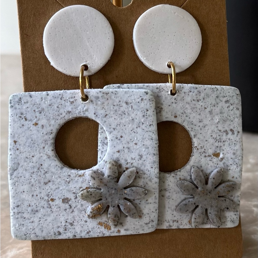 Healing Heart Clay Co. Chic Handmade White and Gray Floral Earrings